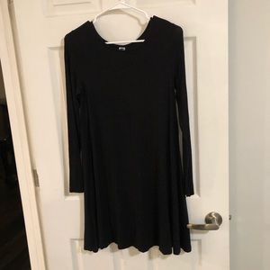 Long sleeve black flowy dress